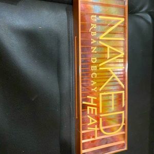 Urban Decay Naked Heat Palette